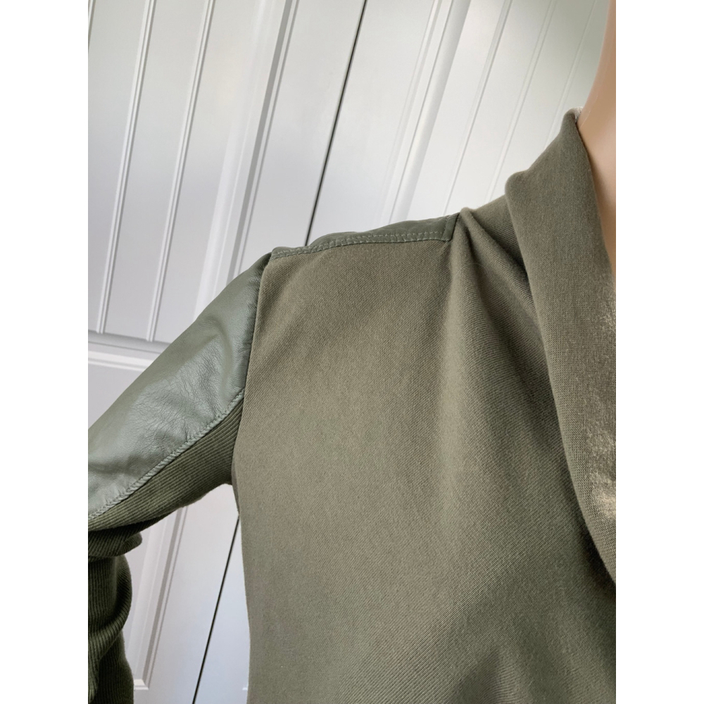 Blank NYC Women's Jacket Sz Sm Green Asymmetrical Zipper Cowl Neck Faux Leather - Picture 4 of 13